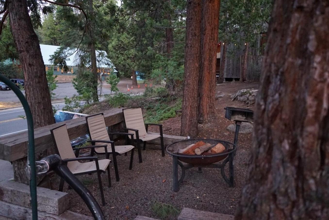 Bear Cave- Pet Friendly Suite In Shaver Lake Exterior foto