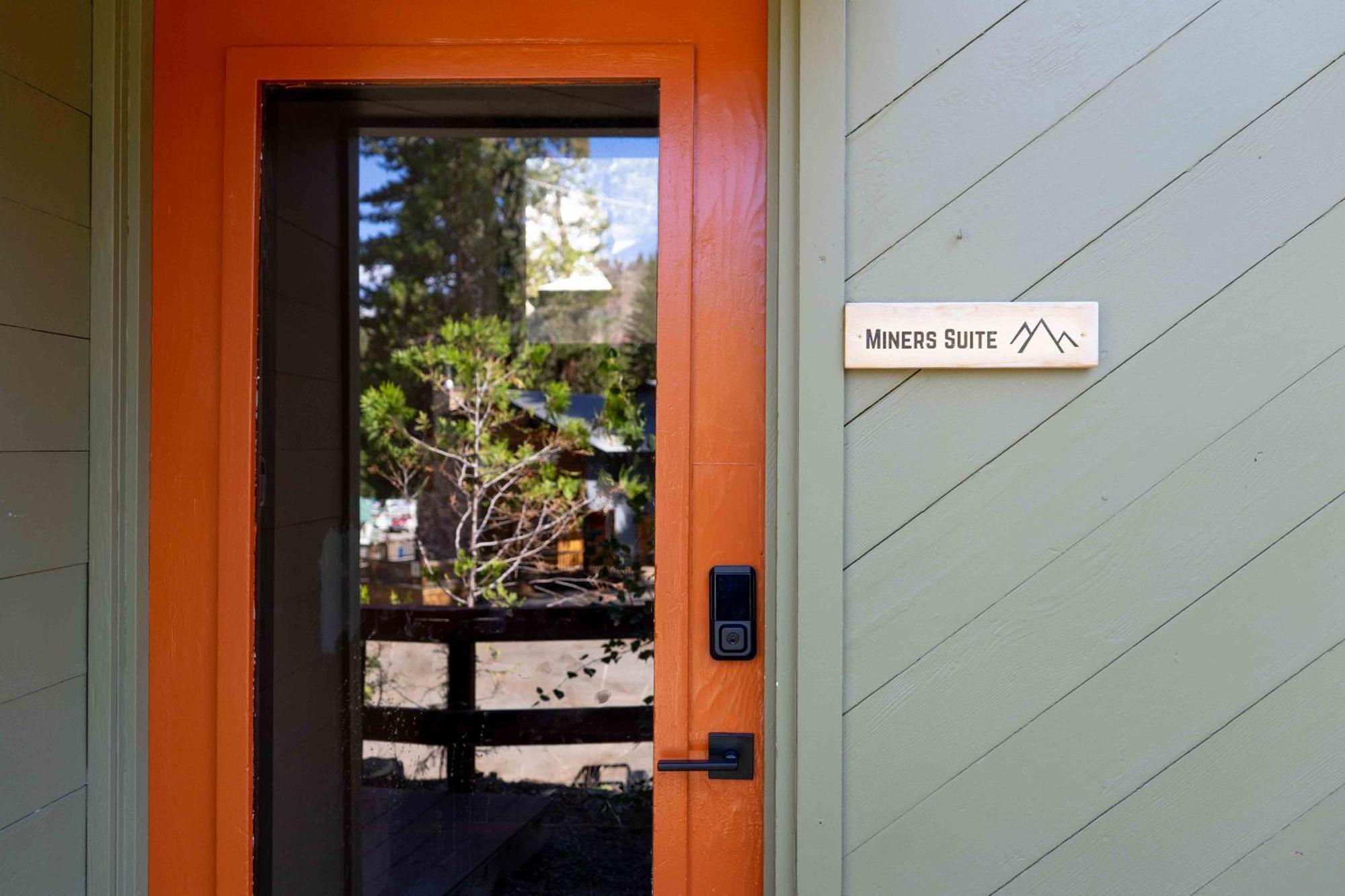 Bear Cave- Pet Friendly Suite In Shaver Lake Exterior foto